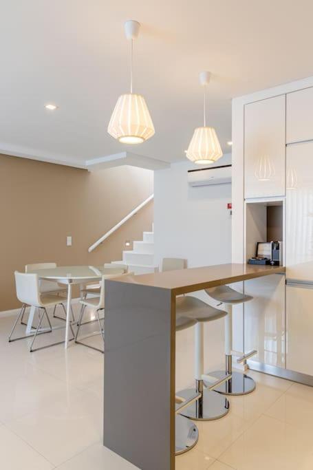Mifi Beach Luxury Duplex By Mp บีลาโนวาเดกายา ภายนอก รูปภาพ
